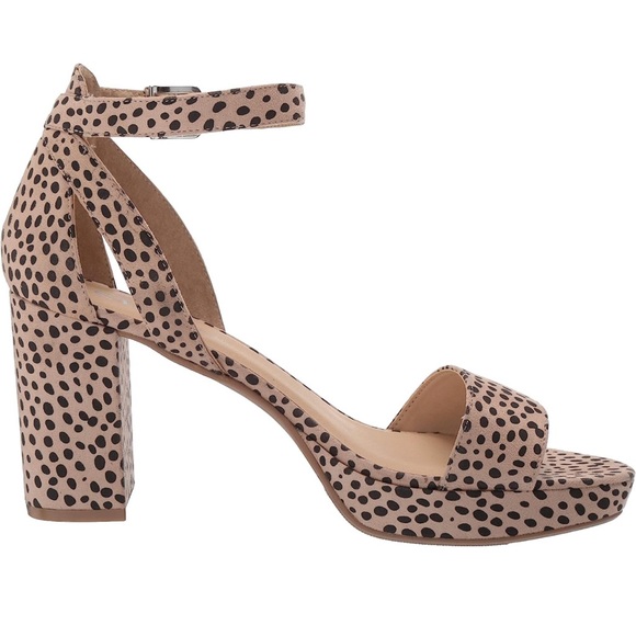 Women’s CL By Laundry Dress Sandals  Size 7M - Picture 4 of 5